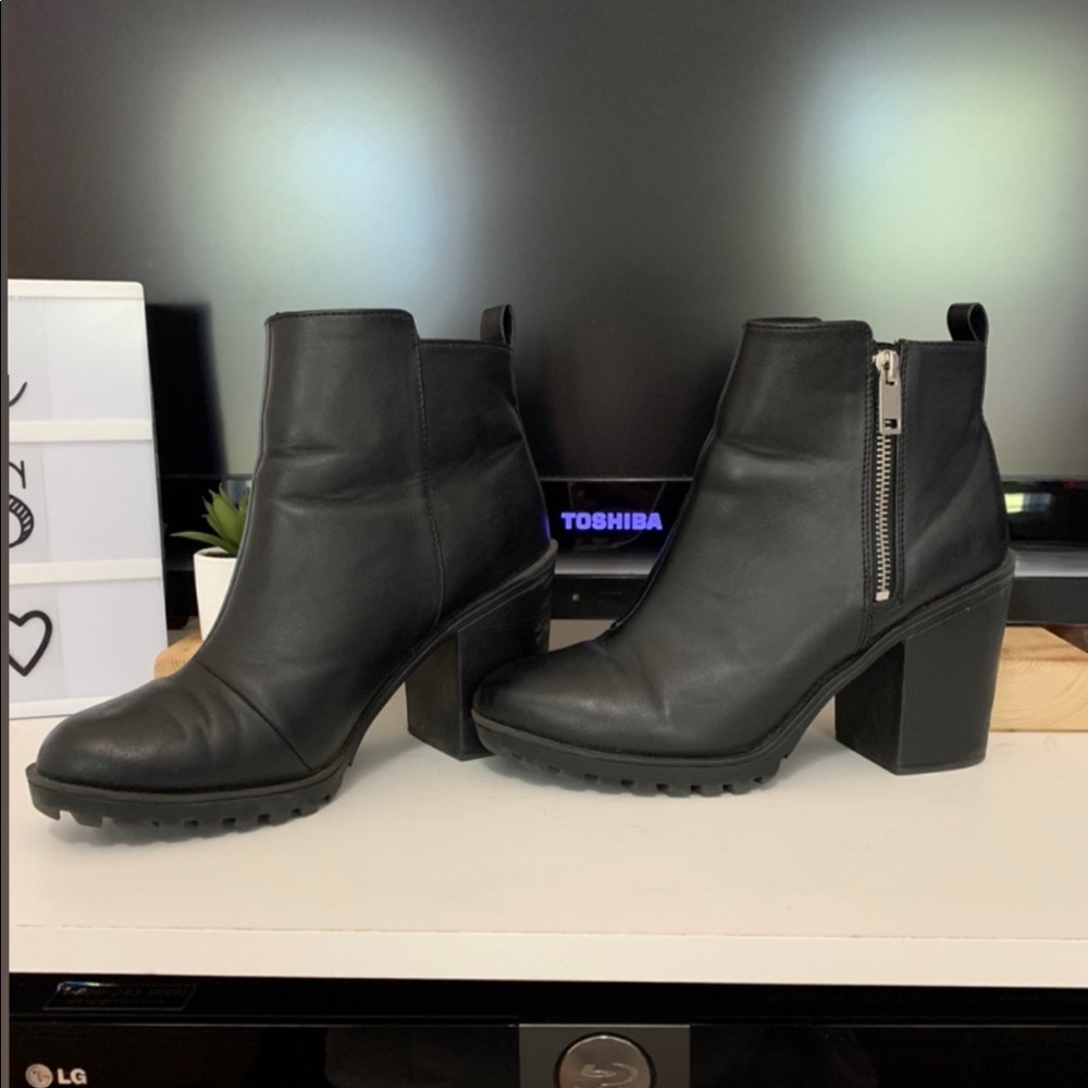 black booties